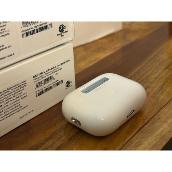 Apple AirPods Pro (2nd Gen) with USB-C — Open Box, Verified! - Picture 4 of 10